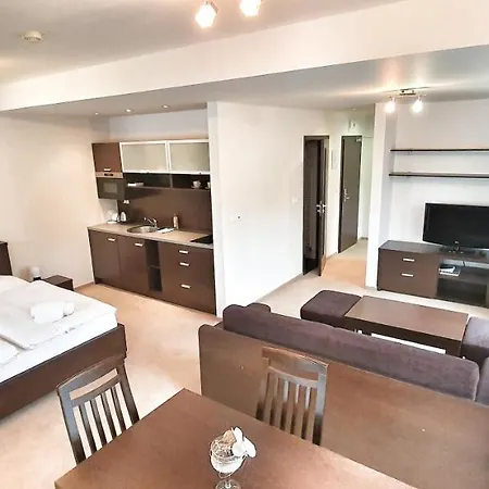 Apartman Panorama 10x-90x *