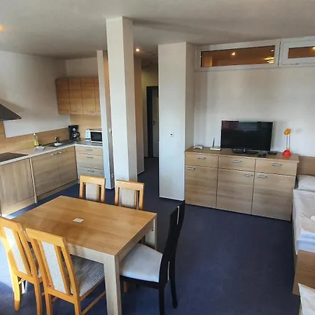 Panorama 10x-90x Apartment *