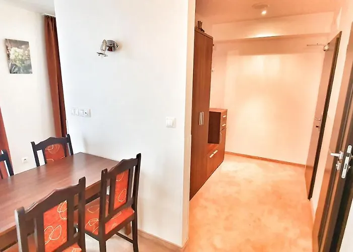 アパート Panorama 10x-90x