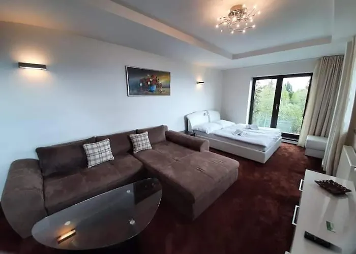 Panorama 10x-90x アパート *